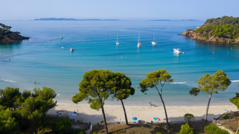 location bateau hyères plage hyères